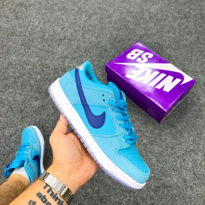 Кроссовки Nike Dunk