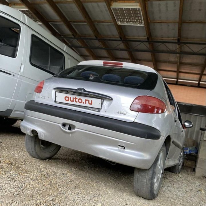 Peugeot 206, 2002