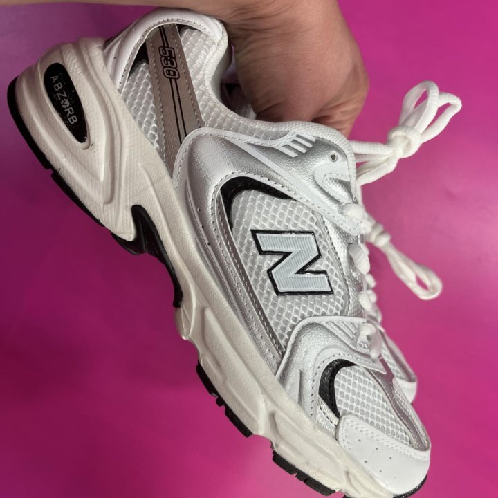 Кроссовки женские new balance