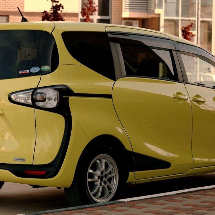 Toyota Sienta, 2018