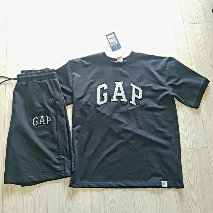 Летний спортивный костюм Gap