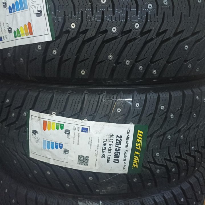 Зимняя резина 225/55 R-17 