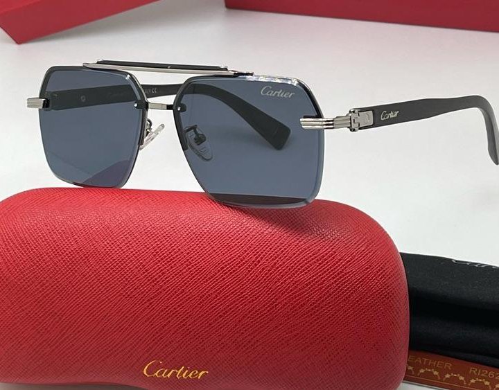 Солнцезащитные очки Cartier