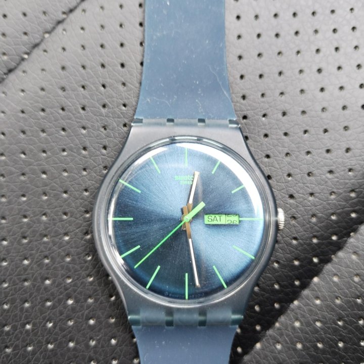 Swatch Blue Rebel (SUON700)