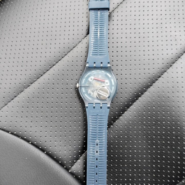 Swatch Blue Rebel (SUON700)