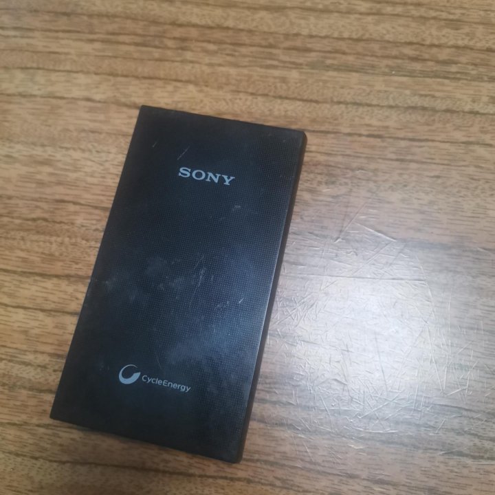 Портативный аккумулятор sony