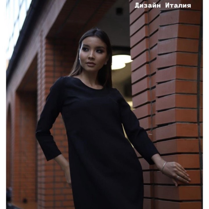 Платье черное