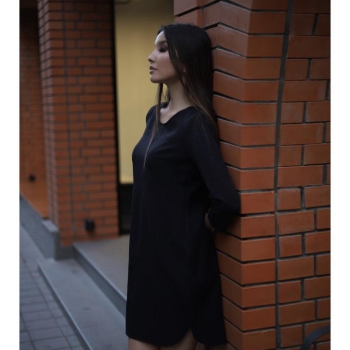 Платье черное