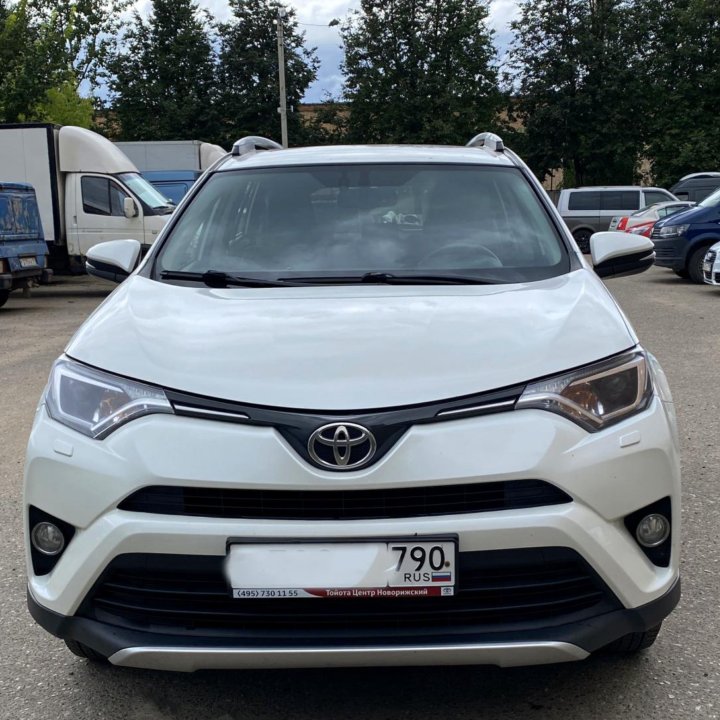 Toyota RAV4, 2016