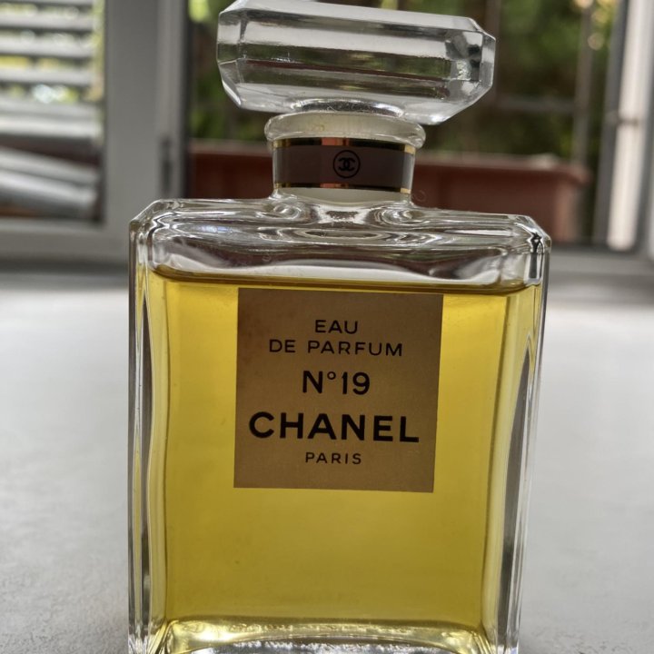 Туалетная вода chanel 19 винтаж