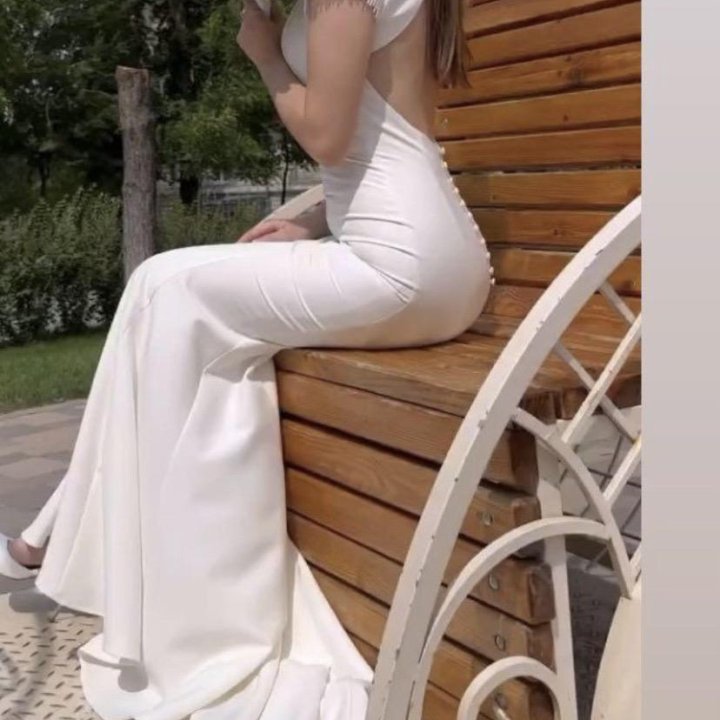 Платье свадебное «JARLO» 