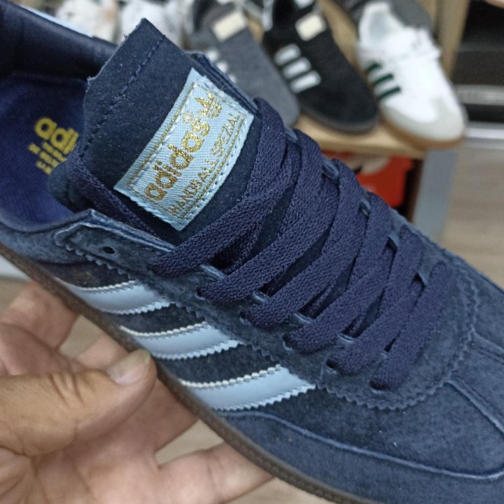 Кроссовки adidas Spezial