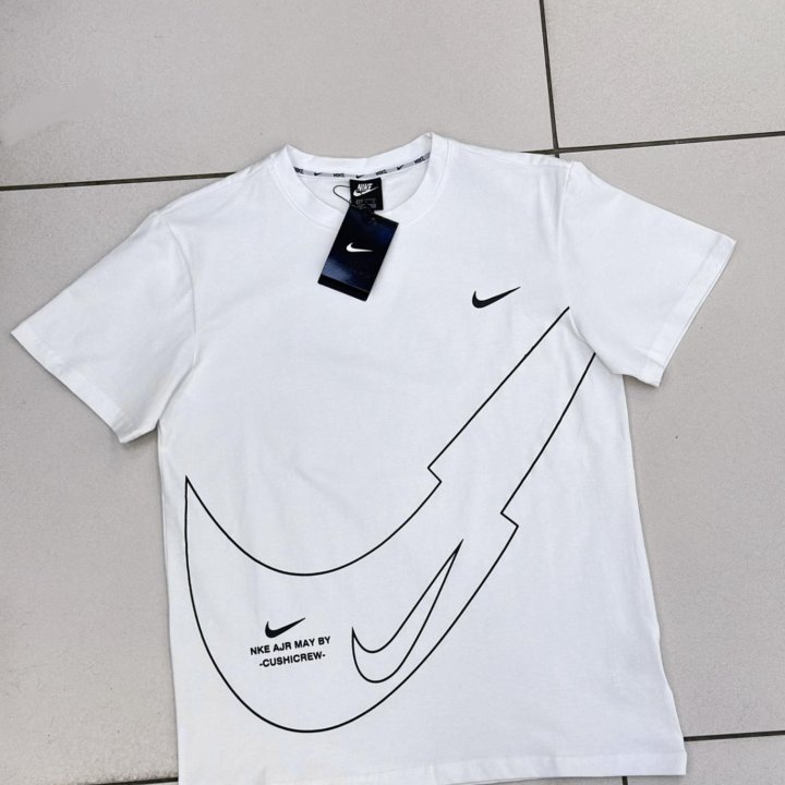 Футболка Nike