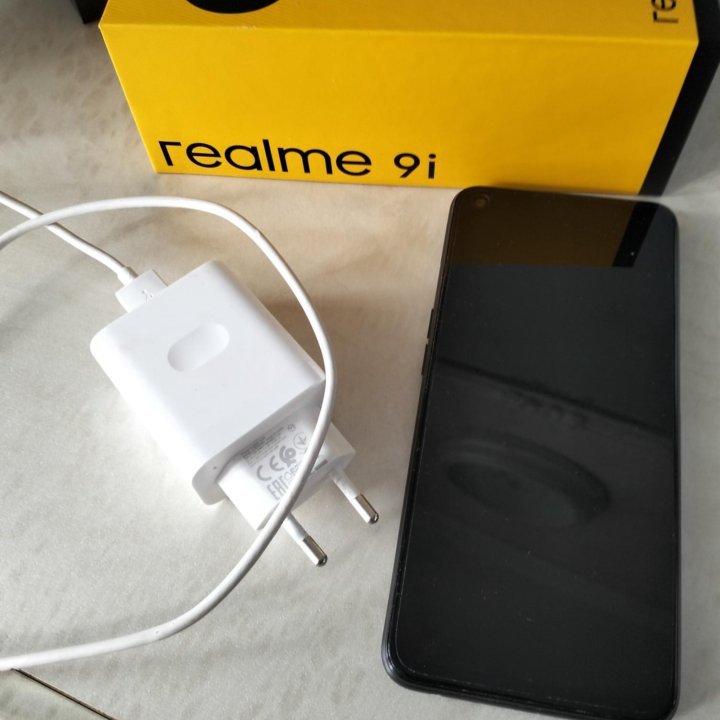 Смартфон realme 9i