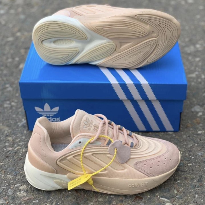 Кроссовки Adidas