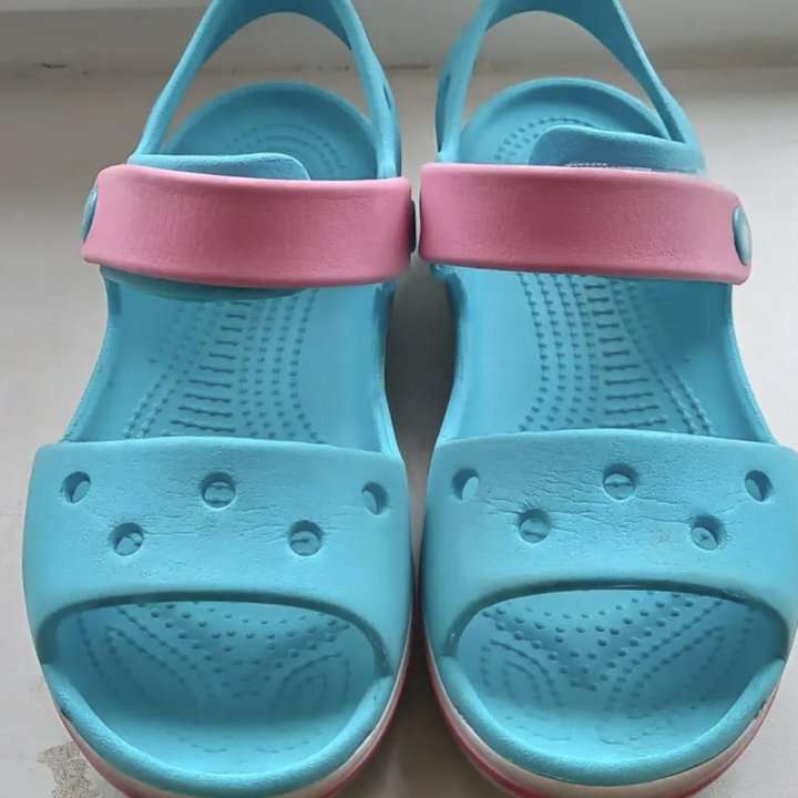 Сандали crocs c12