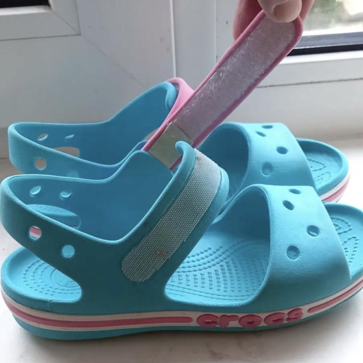 Сандали crocs c12