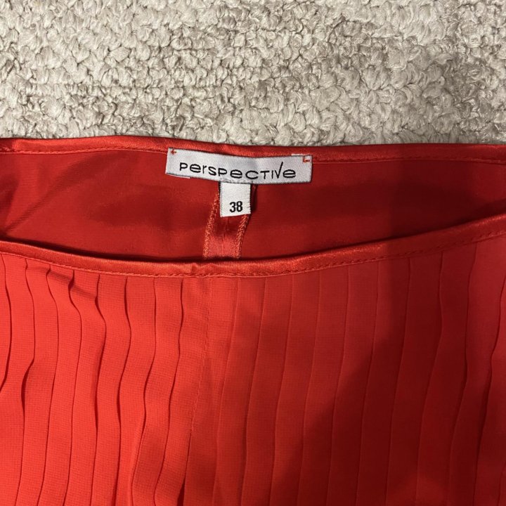 Платье красное