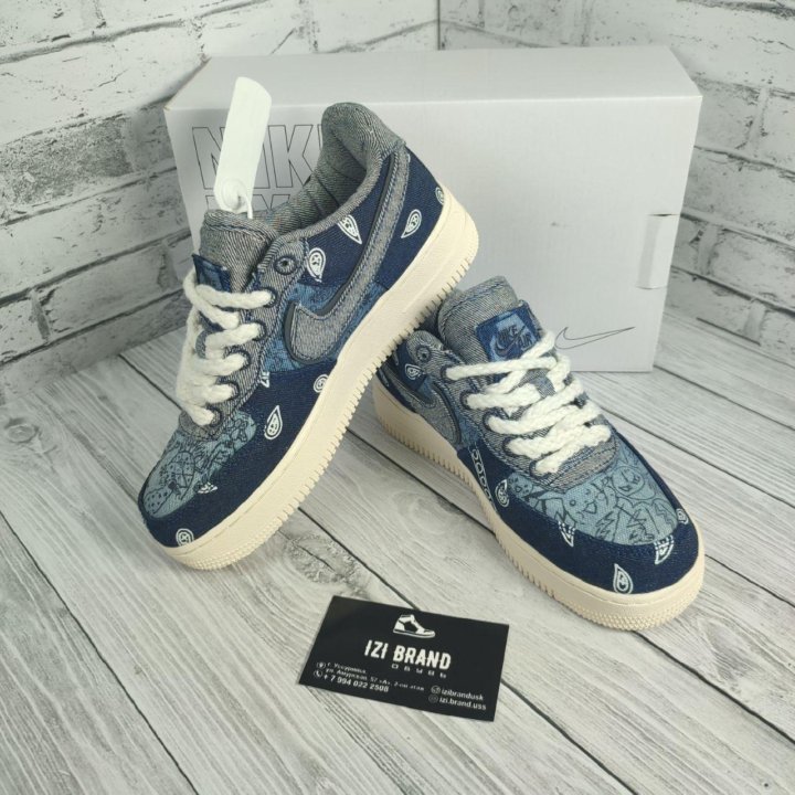 Кроссовки Nike Air Force Travis Scott