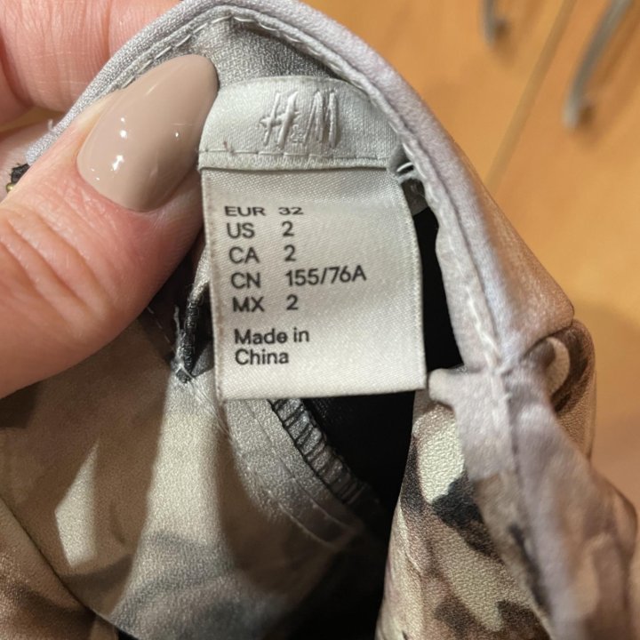 Платье H&M цветочный принт