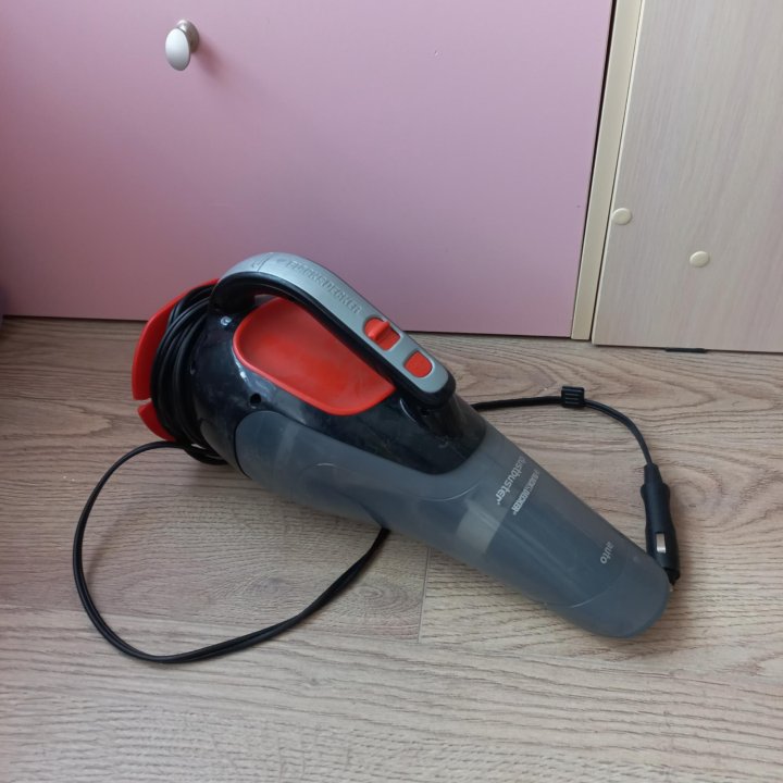 Автомобильный пылесос Black decker