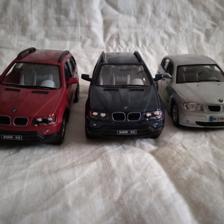 1:34-1:36 BMW 1-series. BMW X5