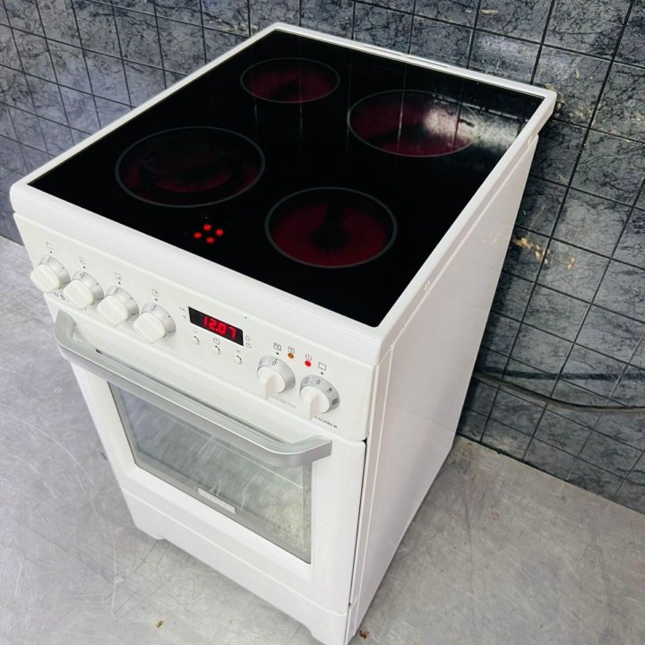 Плита электрическая Electrolux EKC 513503W