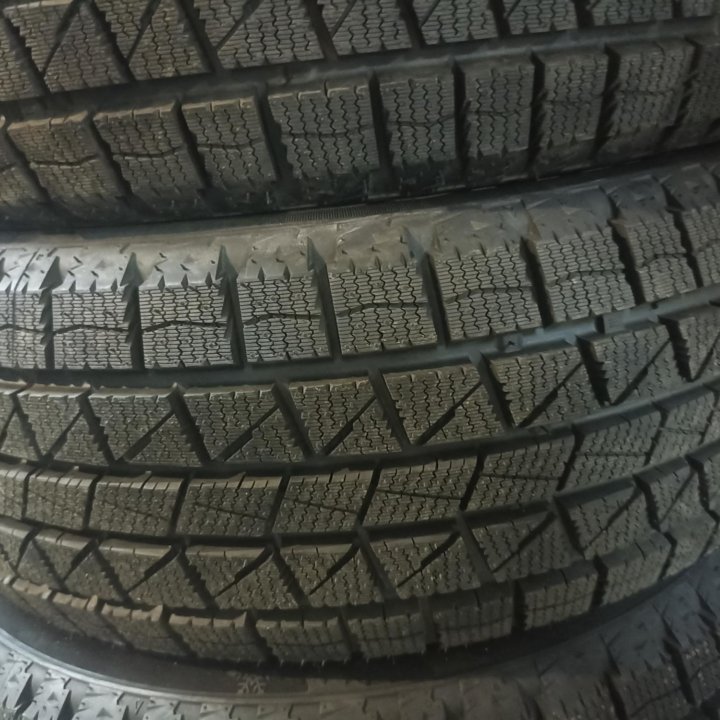 Зимняя резина 185/60 R-14 