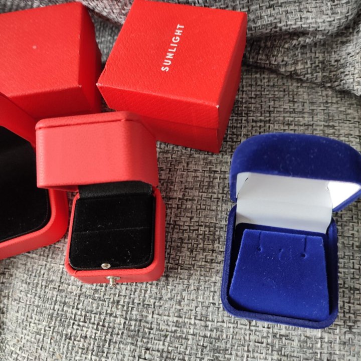 Коробки подарочные