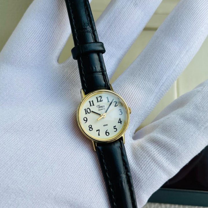 Женские наручные часы Timex