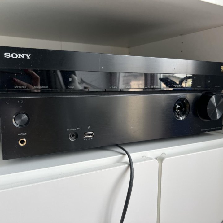 AV-ресивер Sony STR-DH750