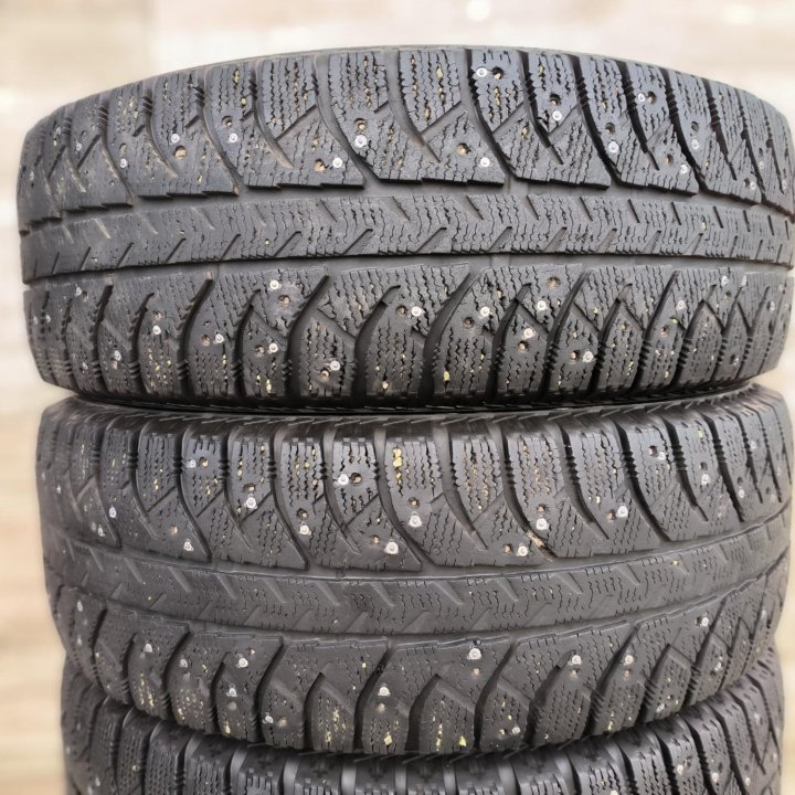 215/65/16, Bridgestone 7000, 4 шт