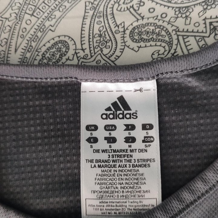 Майка мужская Adidas размер 46 с широкими плечами