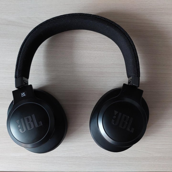 Беспроводные наушники JBL Live 660NC, черный