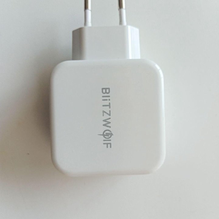 Зарядное Blitzwolf 2x USB