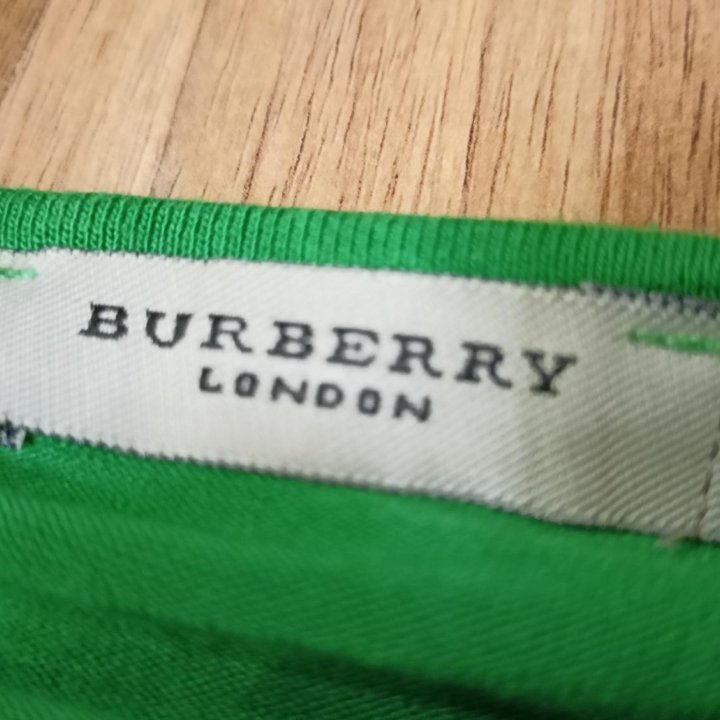 Майка Burberry