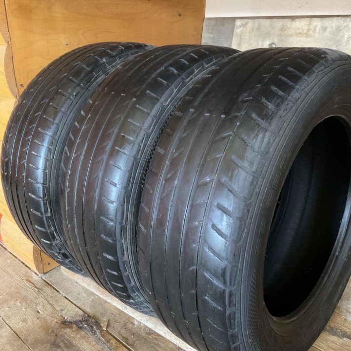 Шины летние Dunlop 225/60 R17 RunFlat