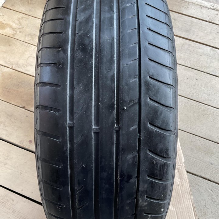 Шины летние Dunlop 225/60 R17 RunFlat