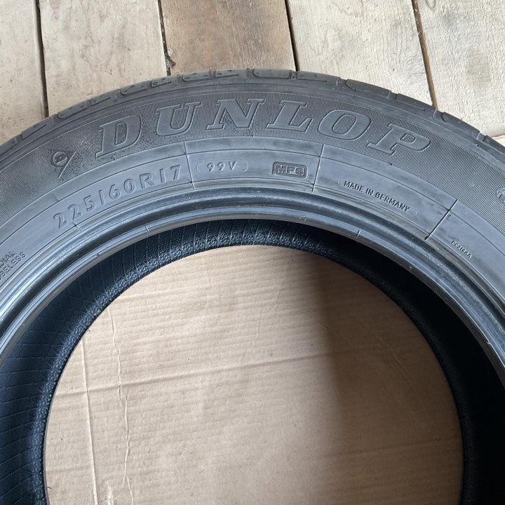 Шины летние Dunlop 225/60 R17 RunFlat