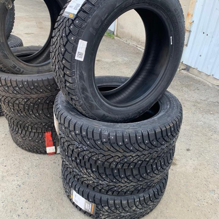 Зимние шины 215/55 R17 Pirelli Formula Ice XL 98T