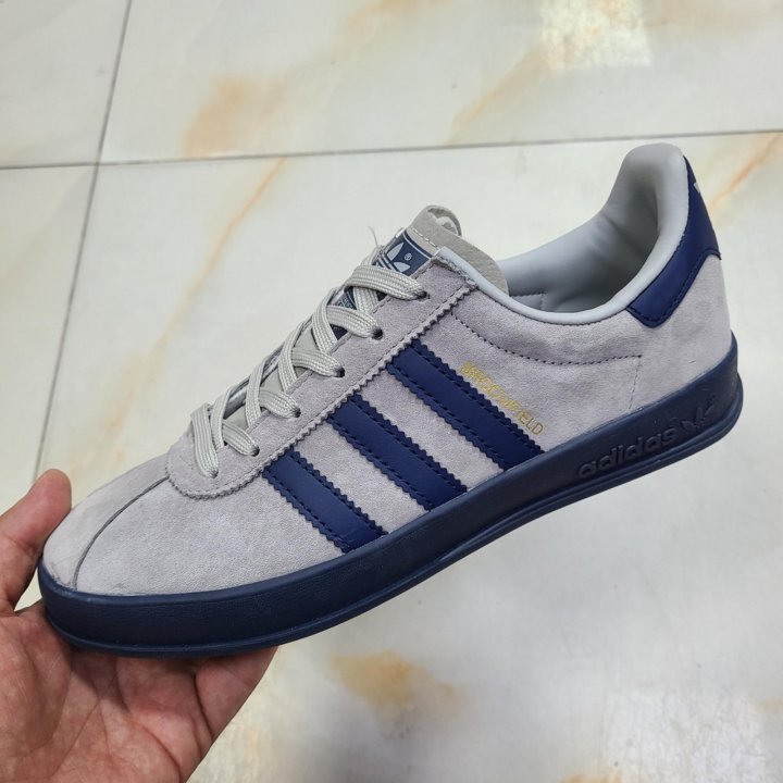 Adidas Broomfield