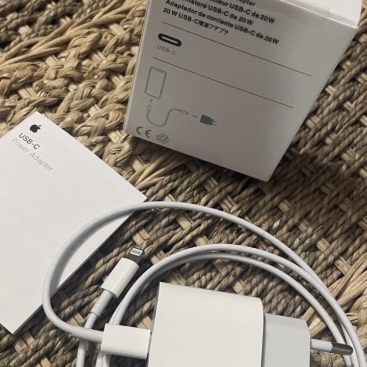 Зарядка на Айфона USB-C Оригинал