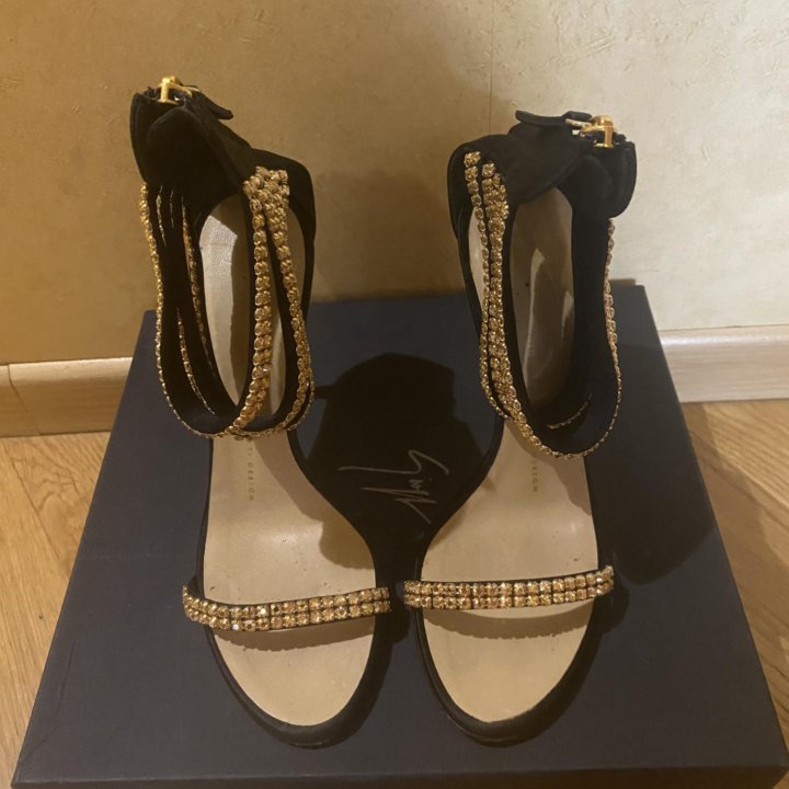 Босоножки GIUSEPPE ZANOTTI р. 37