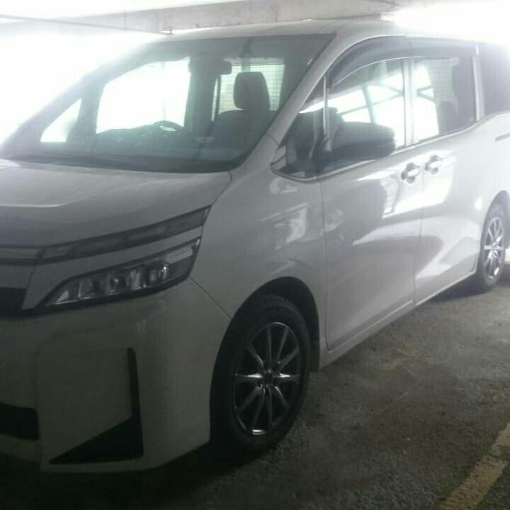 Toyota Voxy, 2018