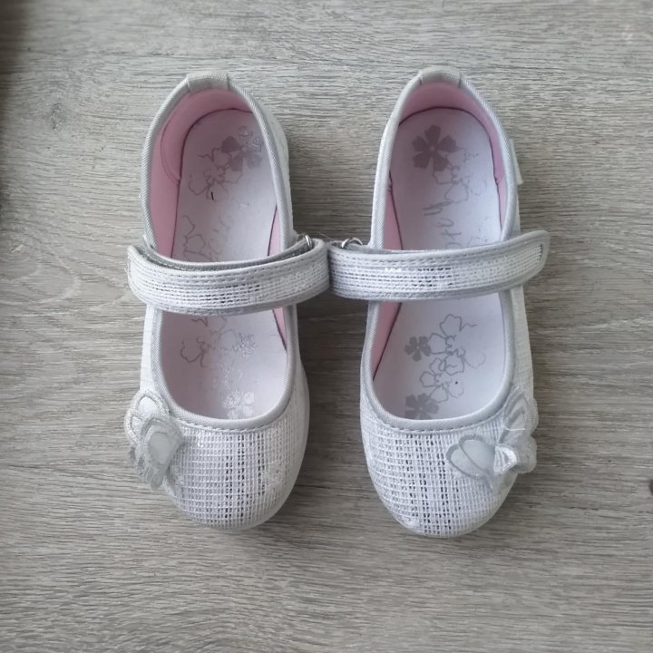 Туфли для девочки