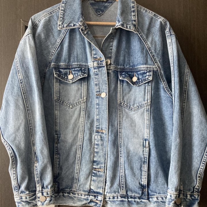 Джинсовая куртка