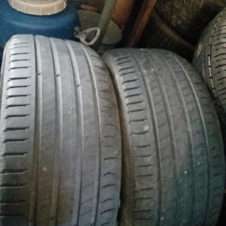 3шт отличные Michelin 235 50 R19