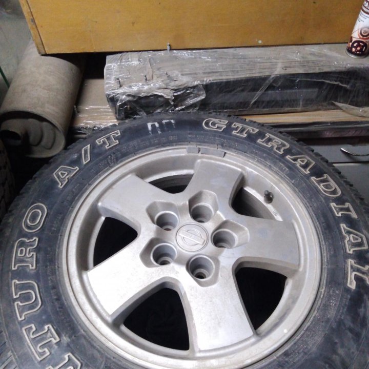 225 /70 R16