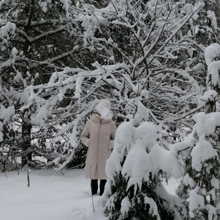 Пальто биопух 46 р. Зимнее. Торг.