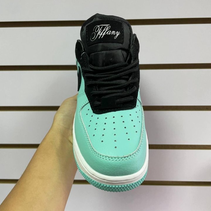 Кроссовки Женские Nike Tiffany